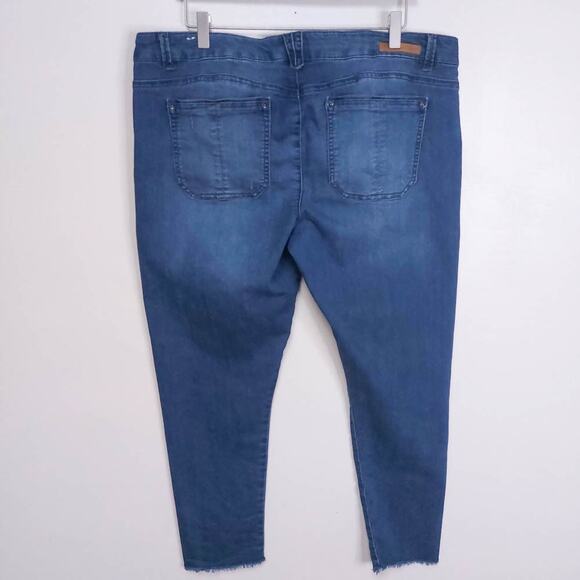 Wit & Wisdom Distressed Raw Hem Ankle Jeans Womens 16 Blue - Picture 5 of 7